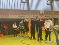 Richtig stehen und dann volle Konzentration. 